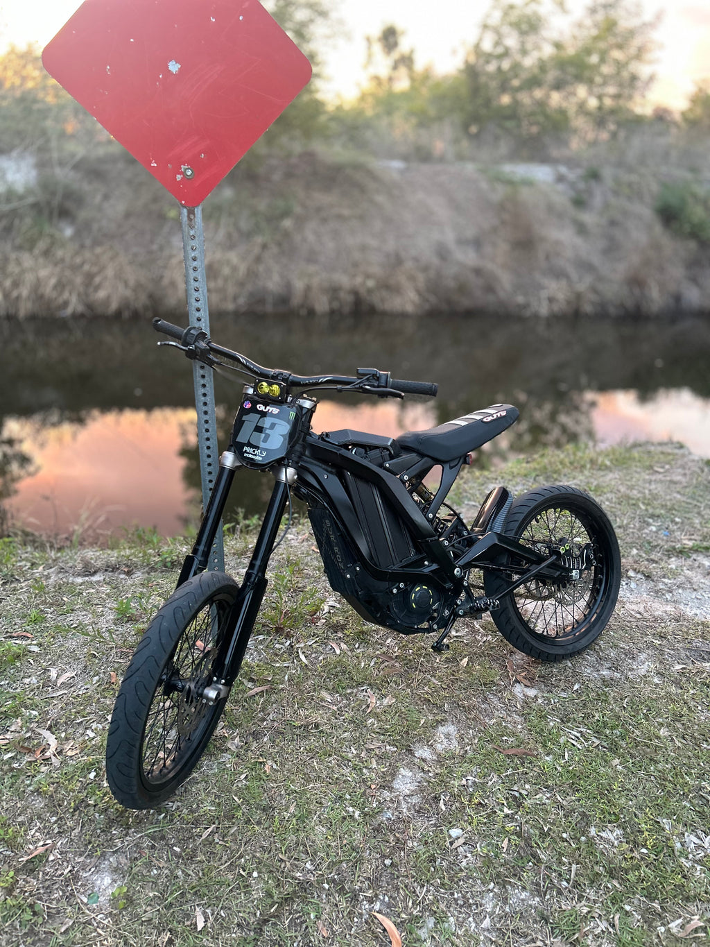 "Black On Black" LBX Sumos