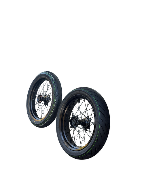 "Black on Black" Ultra Sumos