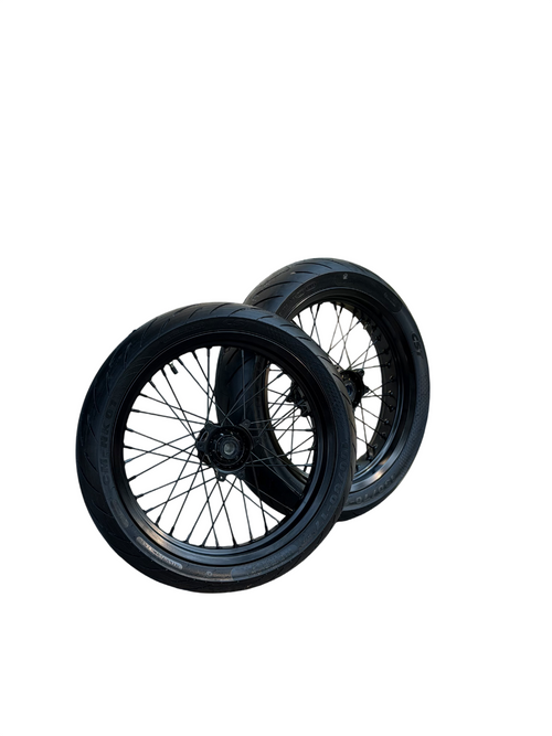 "Black on Black" Ultra Sumos