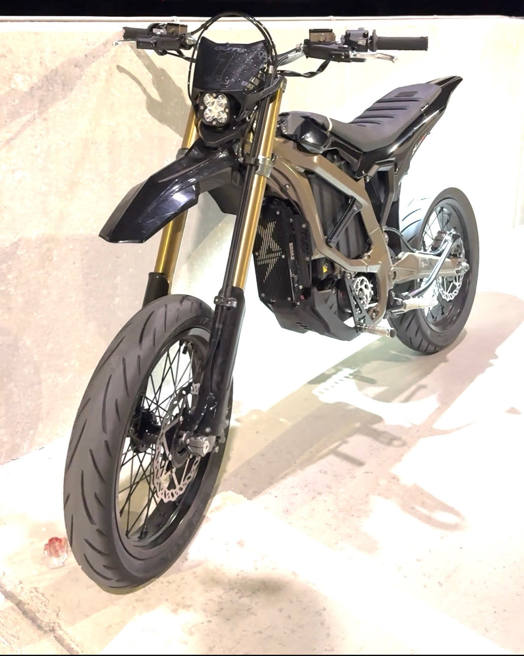 "Black on Black" Ultra Sumos